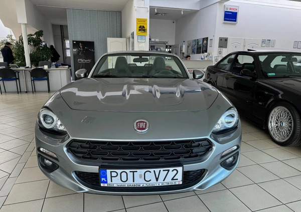 Fiat 124 Spider cena 78800 przebieg: 79800, rok produkcji 2019 z Lwówek małe 121